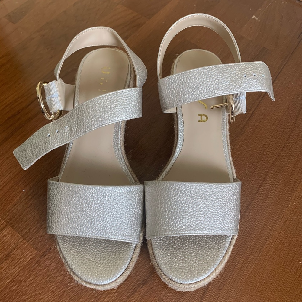Gold wedge sandal